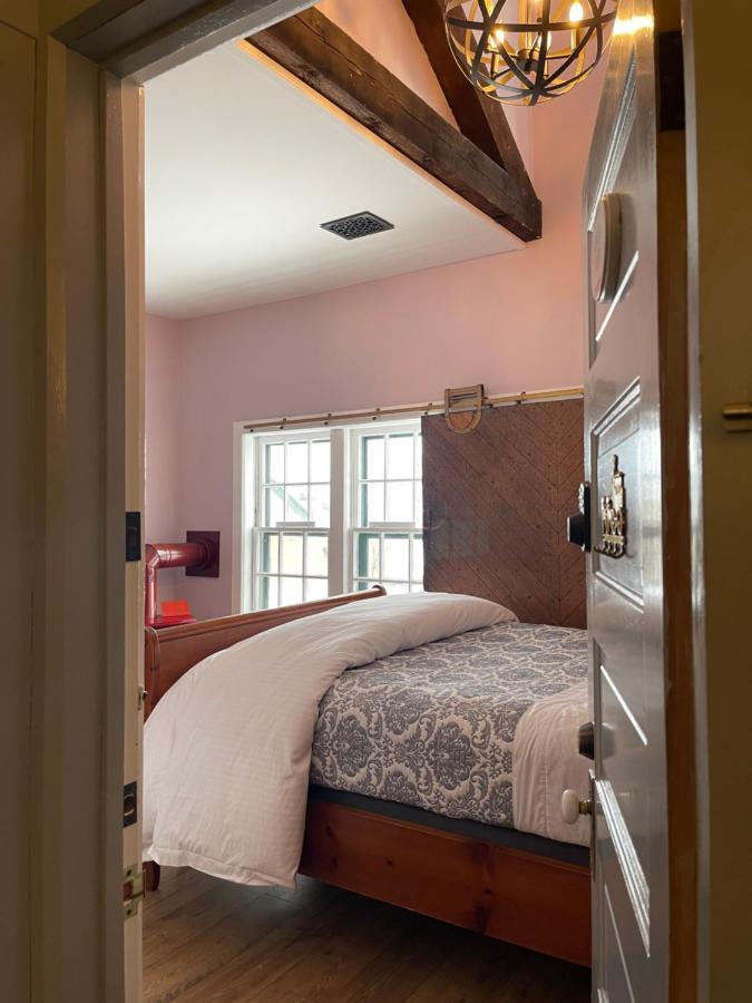 Carriage House Bed & Breakfast Winona Kültér fotó