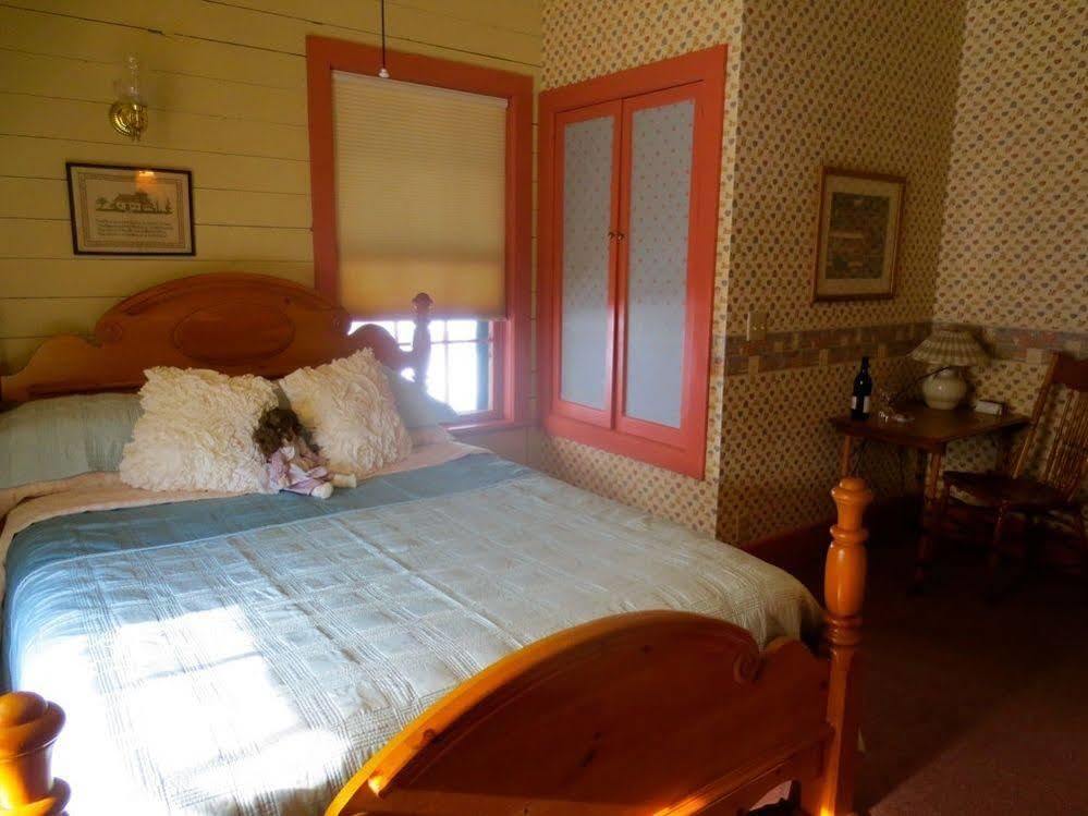Carriage House Bed & Breakfast Winona Kültér fotó