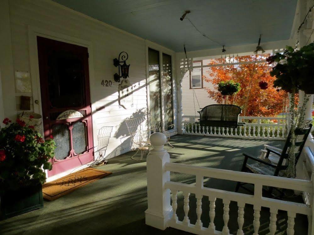 Carriage House Bed & Breakfast Winona Kültér fotó